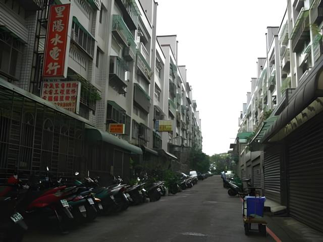 桃園龜山公寓拍賣-1