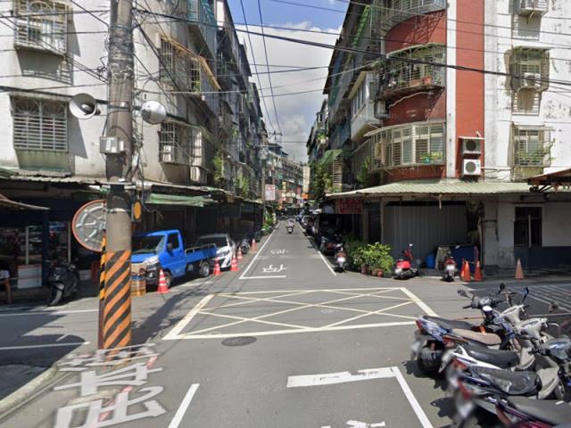 新北新莊透天法拍-4